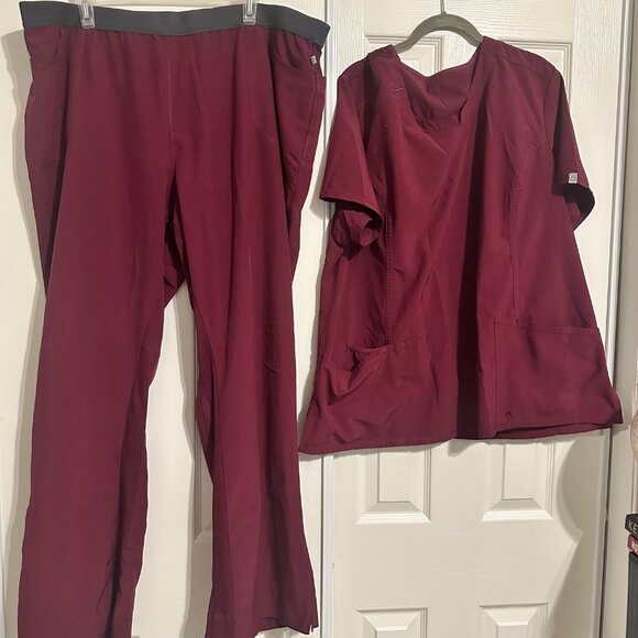 Maroon (Wine) Cherokee Infinity 3XL scrub set - Picture 1 of 1
